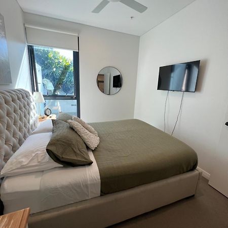 Апартаменти Great Located Unit/Private Balcony, Pool,Gym,Parking Брісбен Екстер'єр фото